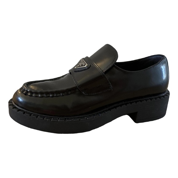 Prada chocolate patent leather loafers - Picture 2 of 6